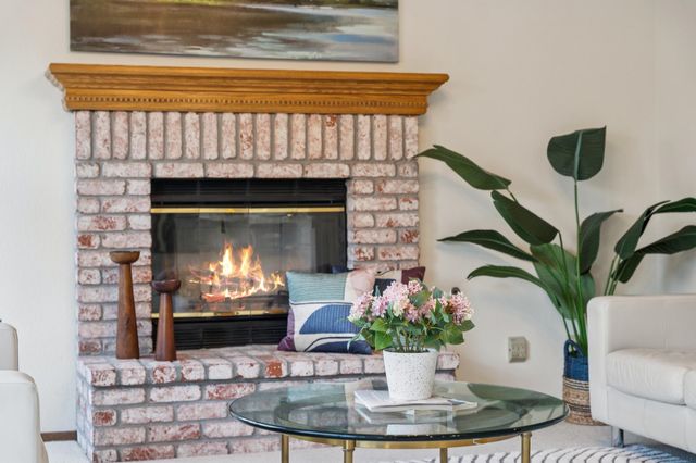 18 Applegate Way, Alameda, CA 94502