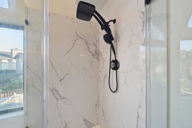 18 Applegate Way, Alameda, CA 94502