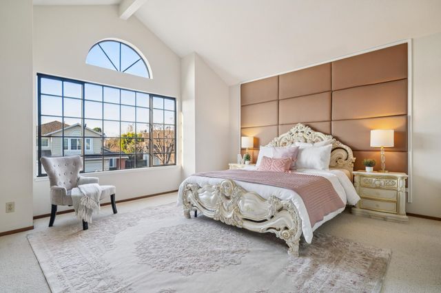 18 Applegate Way, Alameda, CA 94502