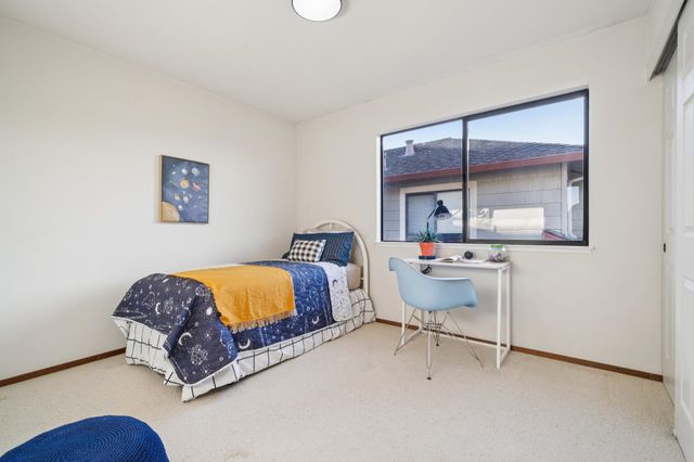 18 Applegate Way, Alameda, CA 94502