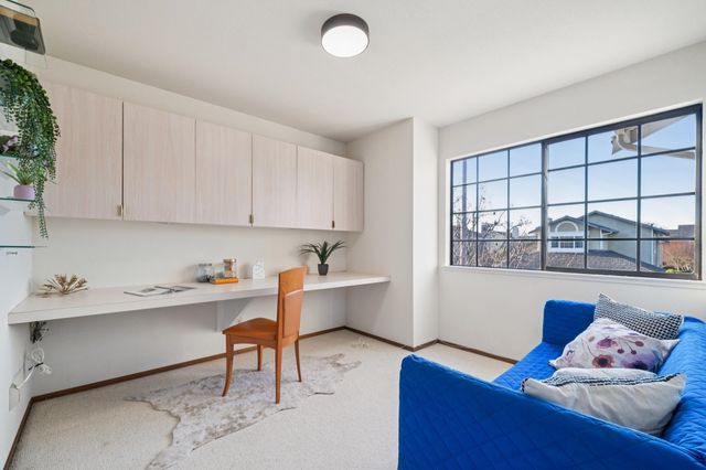 18 Applegate Way, Alameda, CA 94502