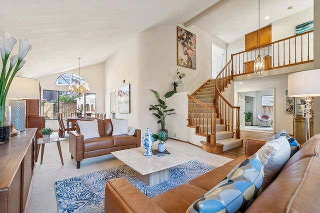 18 Applegate Way, Alameda, CA 94502