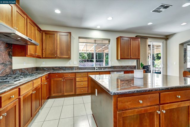 4007 Oak Knoll St, Antioch, CA 94509