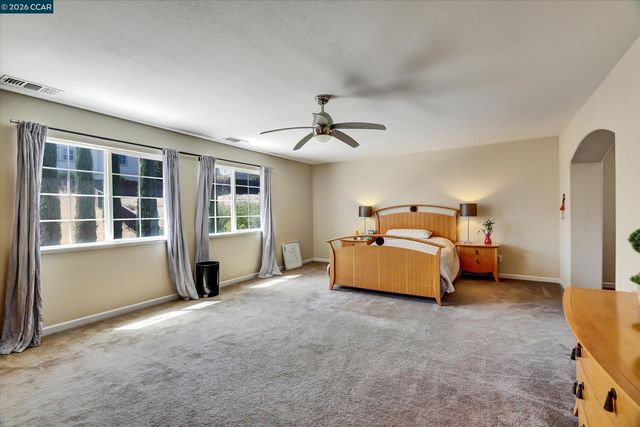 4007 Oak Knoll St, Antioch, CA 94509