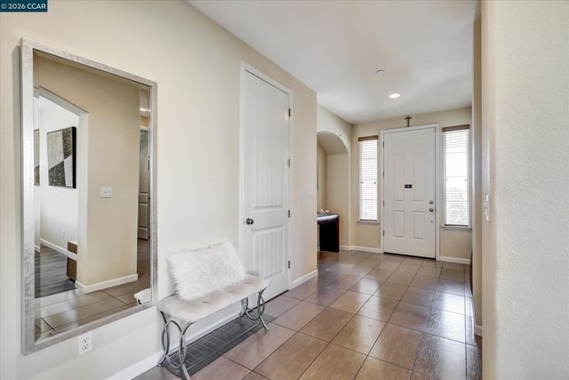 4007 Oak Knoll St, Antioch, CA 94509