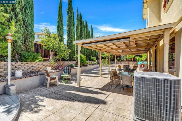 4007 Oak Knoll St, Antioch, CA 94509