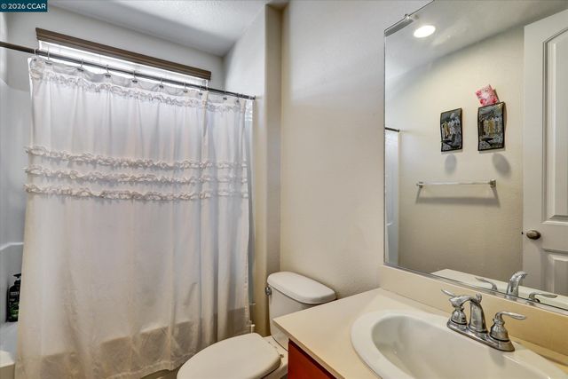 4007 Oak Knoll St, Antioch, CA 94509