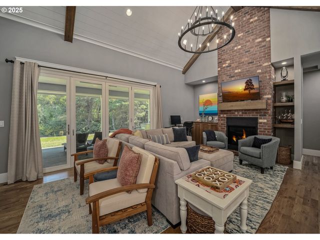 1830 Nw 47TH St, Lincoln City, OR 97367