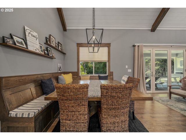 1830 Nw 47TH St, Lincoln City, OR 97367