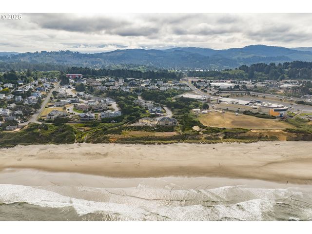 1830 Nw 47TH St, Lincoln City, OR 97367