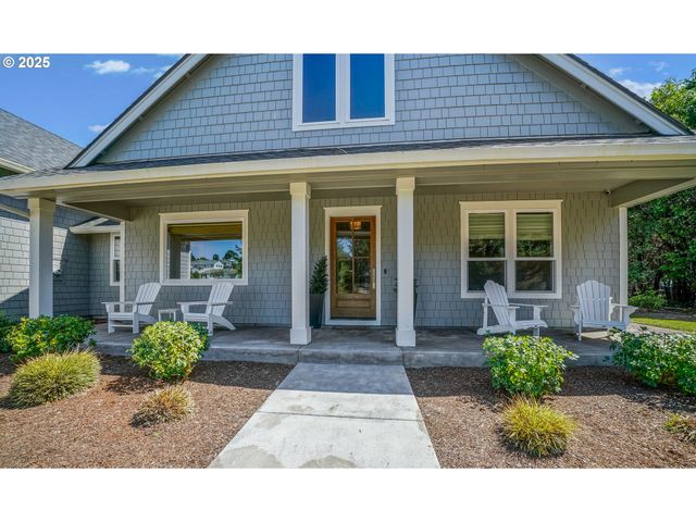 1830 Nw 47TH St, Lincoln City, OR 97367