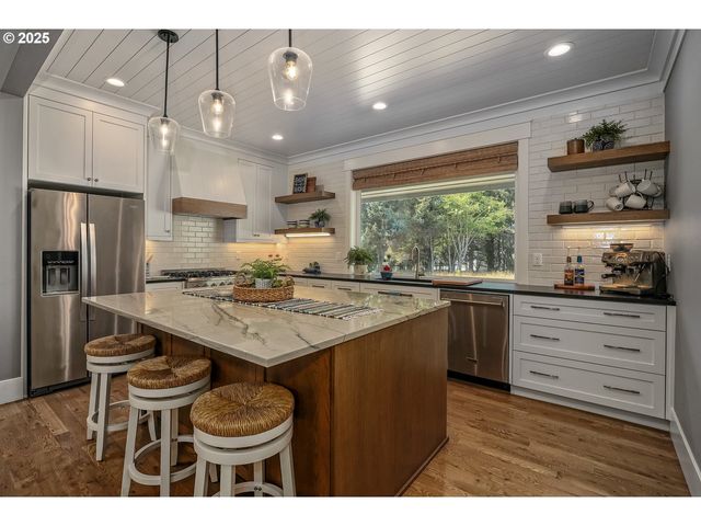 1830 Nw 47TH St, Lincoln City, OR 97367