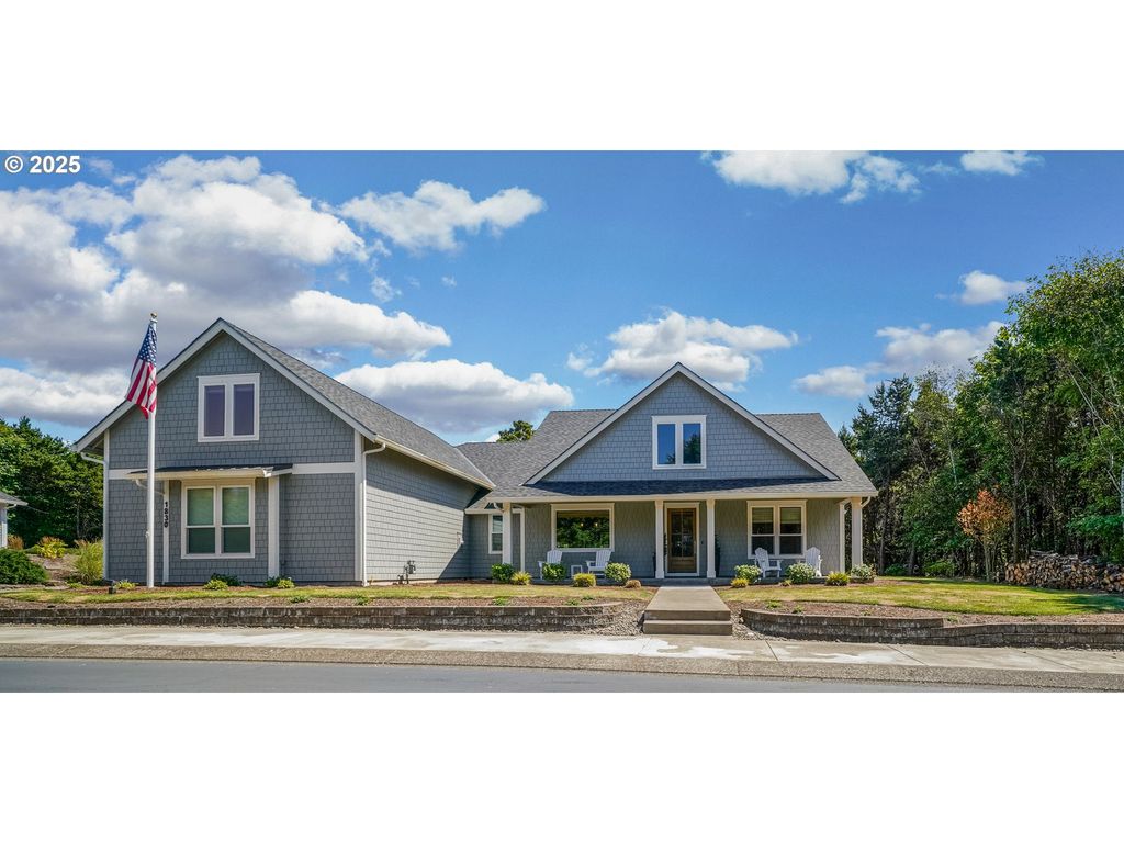 1830 Nw 47TH St, Lincoln City, OR 97367