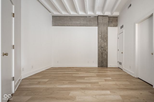 611 N Park Avenue 207, Indianapolis, IN 46204