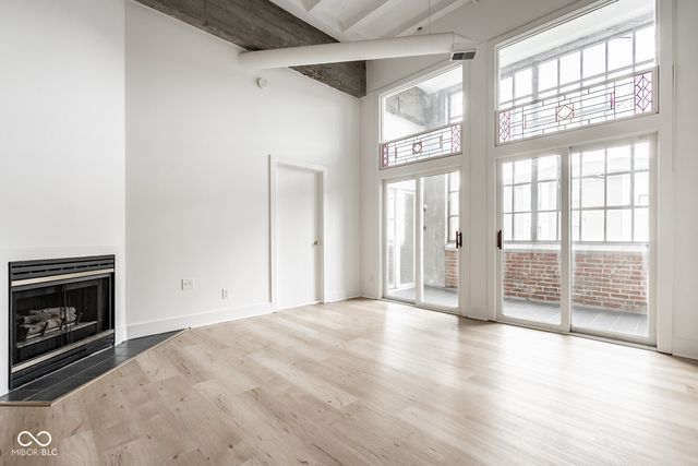 611 N Park Avenue 207, Indianapolis, IN 46204