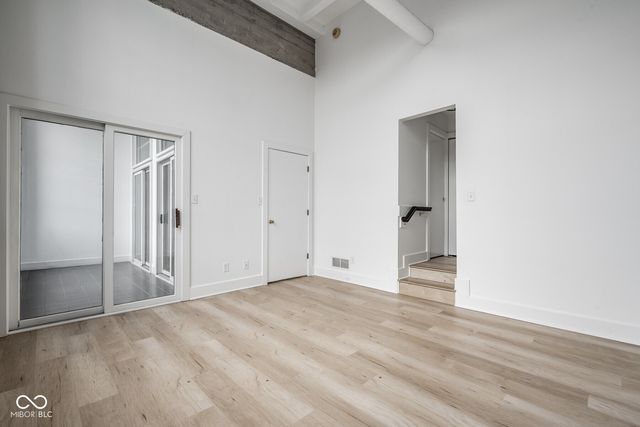 611 N Park Avenue 207, Indianapolis, IN 46204