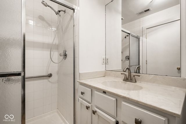 611 N Park Avenue 207, Indianapolis, IN 46204