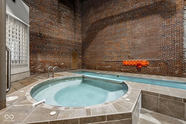 611 N Park Avenue 207, Indianapolis, IN 46204