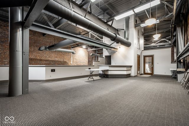 611 N Park Avenue 207, Indianapolis, IN 46204