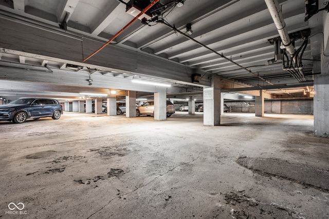 611 N Park Avenue 207, Indianapolis, IN 46204