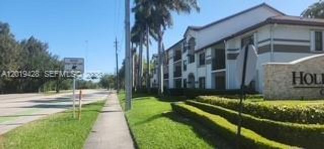 610 S Park Rd 26-1, Hollywood, FL 33014