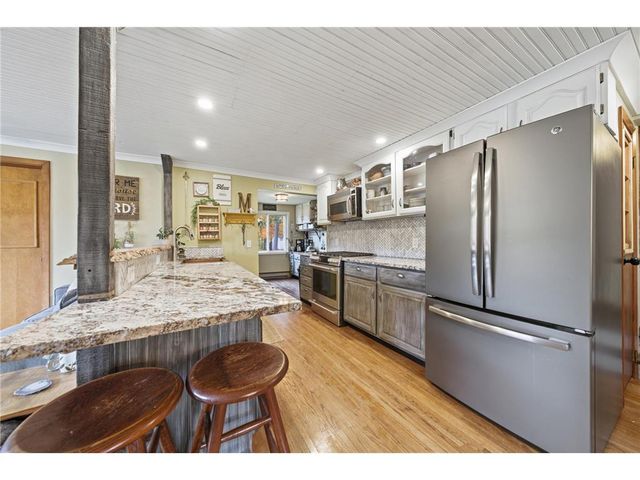 1395 US Highway 8, Amery, WI 54001