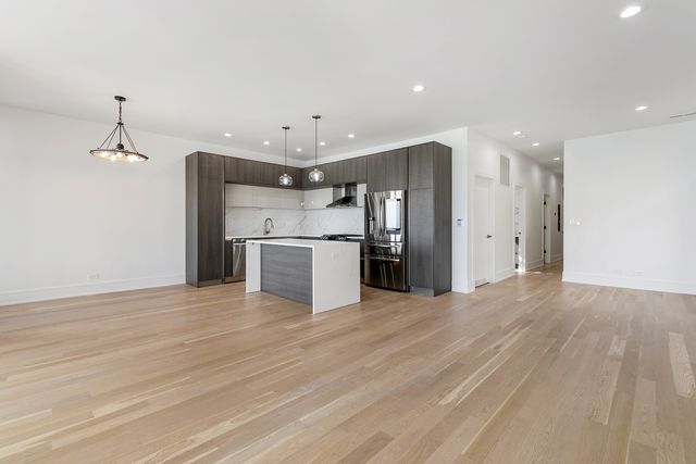 7729 N EASTLAKE Terrace 2N, Chicago, IL 60626