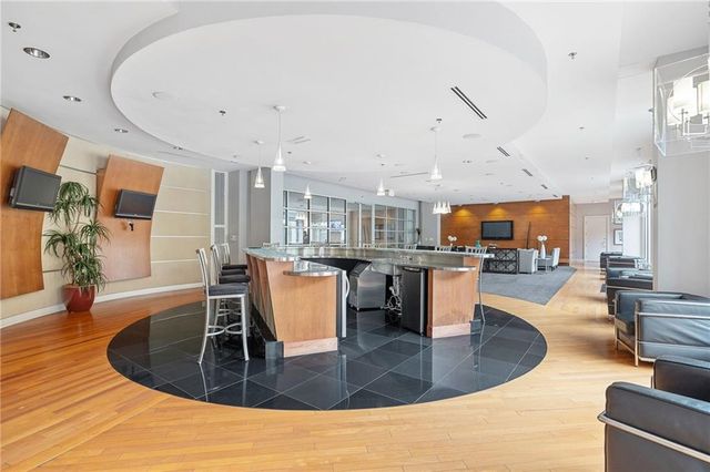 711 Cosmopolitan Drive NE 300, Atlanta, GA 30324