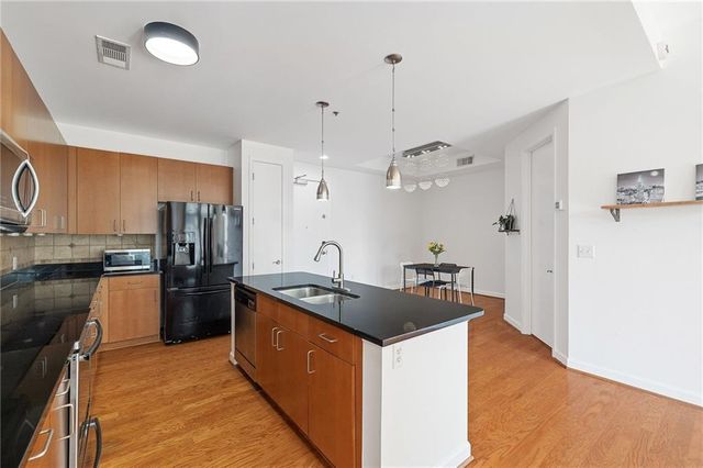 711 Cosmopolitan Drive NE 300, Atlanta, GA 30324