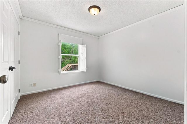 611 Timber Crest Court, Raymore, MO 64083