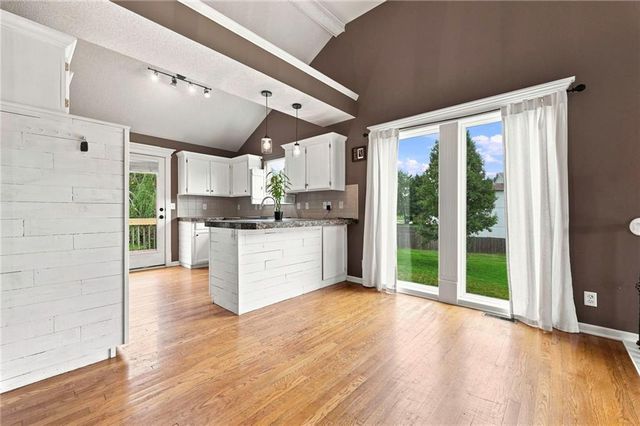 611 Timber Crest Court, Raymore, MO 64083