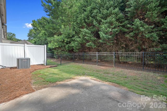 2219 Whitford Lane, Charlotte, NC 28210