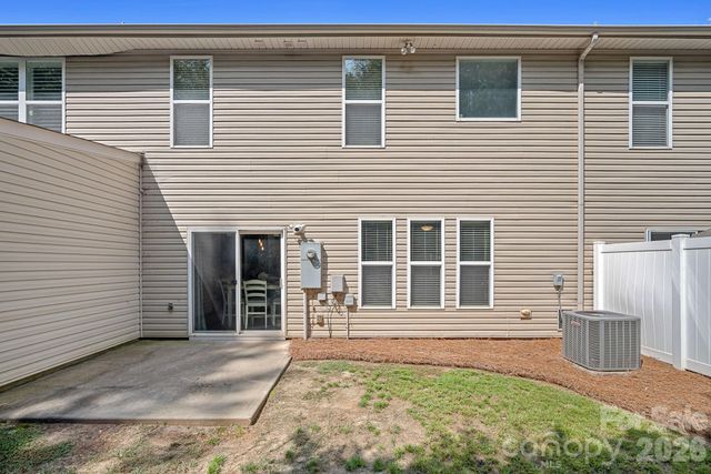 2219 Whitford Lane, Charlotte, NC 28210