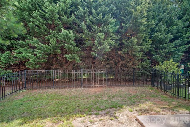 2219 Whitford Lane, Charlotte, NC 28210