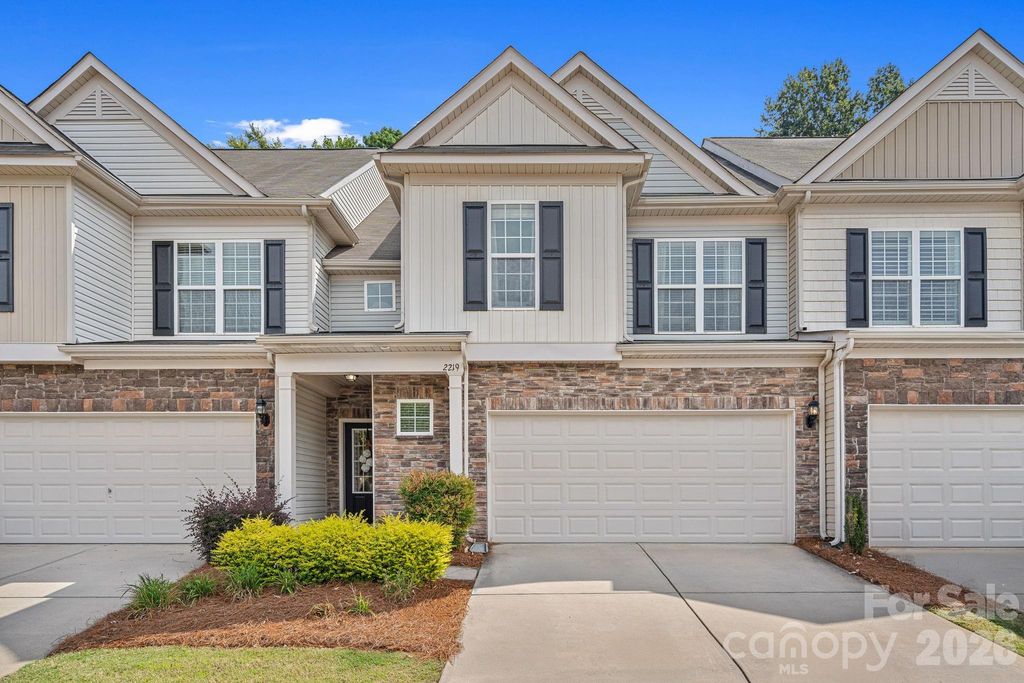 2219 Whitford Lane, Charlotte, NC 28210