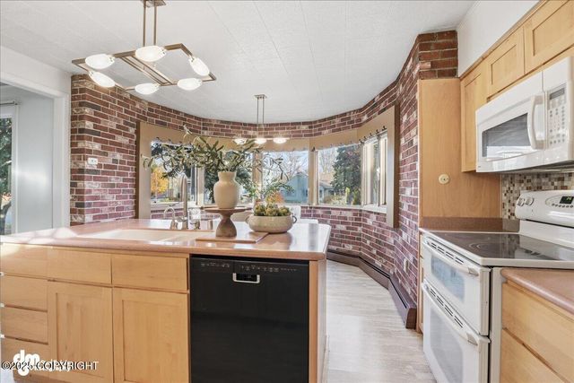 1110 F Street, Anchorage, AK 99501