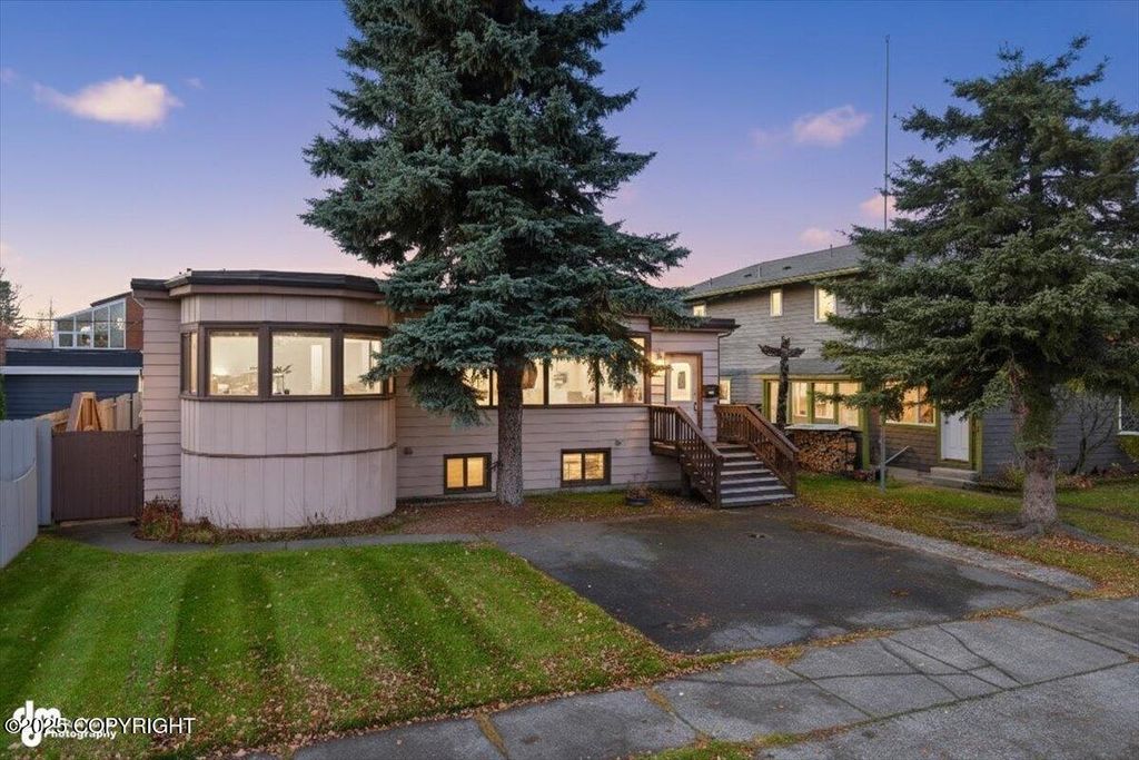 1110 F Street, Anchorage, AK 99501