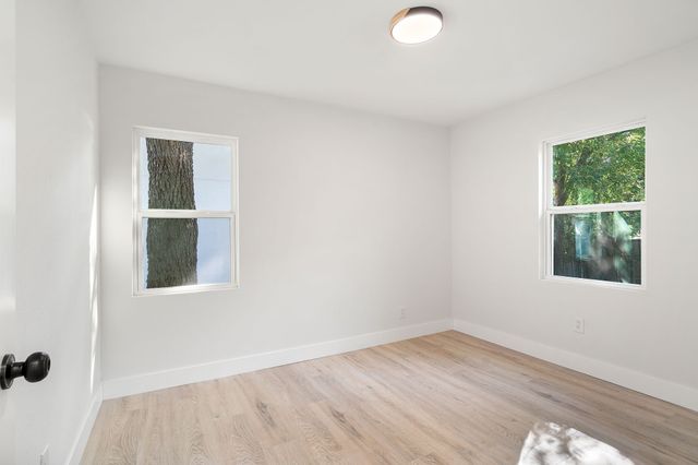 1604 Arbor, Arlington, TX 76010