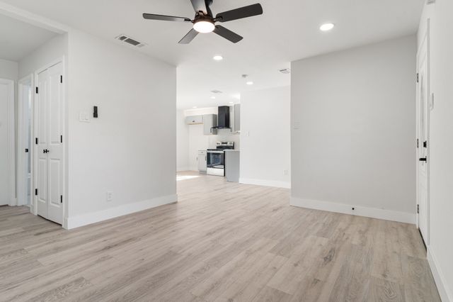 1604 Arbor, Arlington, TX 76010