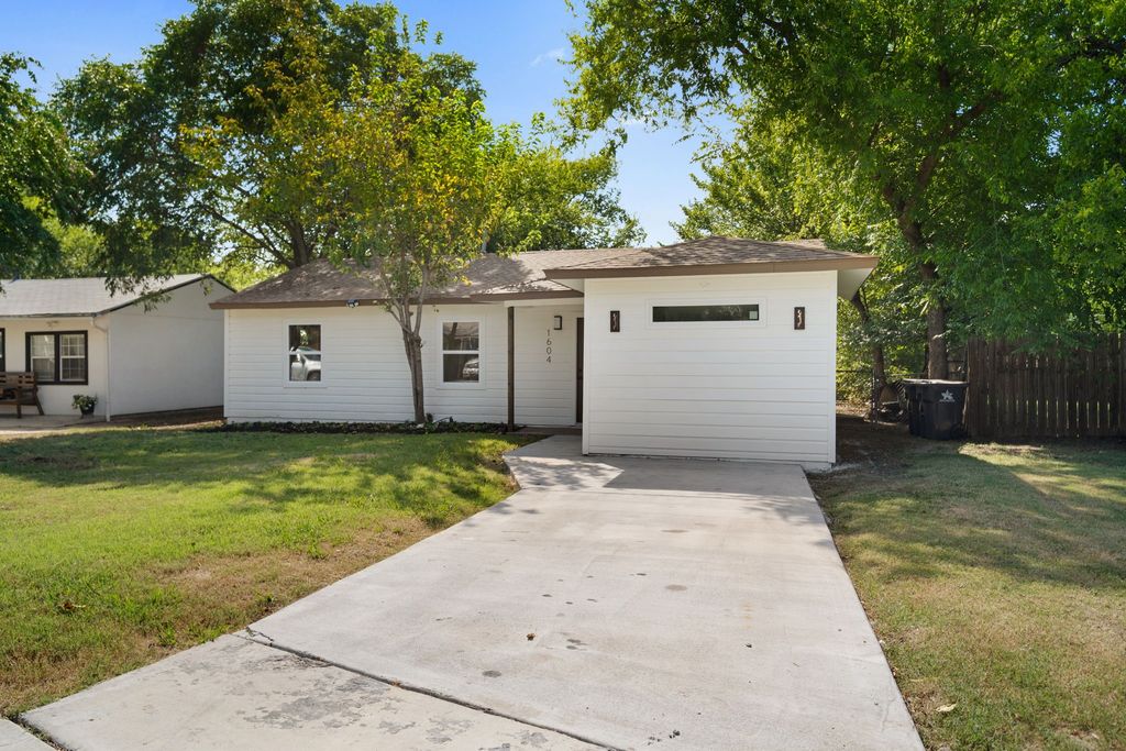 1604 Arbor, Arlington, TX 76010