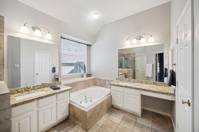 19706 Water Point Trail, Kingwood, TX 77346