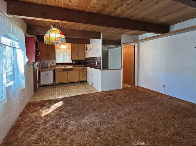 186 Kern Avenue, Sugarloaf, CA 92386