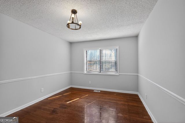 879 Lost Creek Circle, Stone Mountain, GA 30088