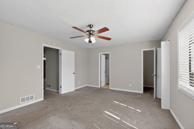 879 Lost Creek Circle, Stone Mountain, GA 30088