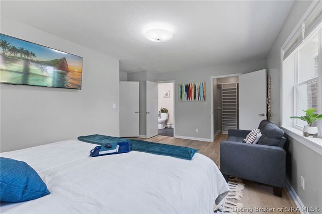 3406 Evergreen Circle, Jeffersonville, IN 47130