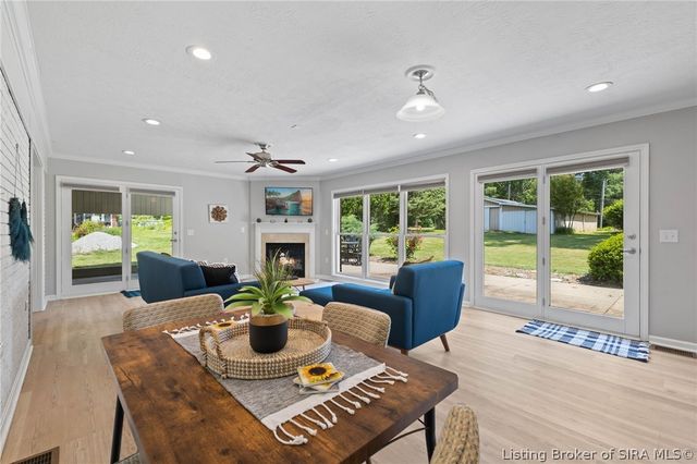 3406 Evergreen Circle, Jeffersonville, IN 47130