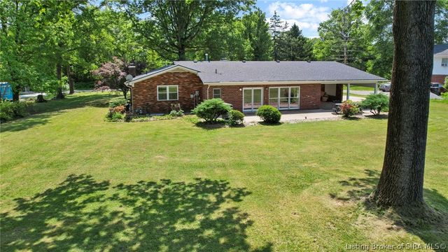 3406 Evergreen Circle, Jeffersonville, IN 47130
