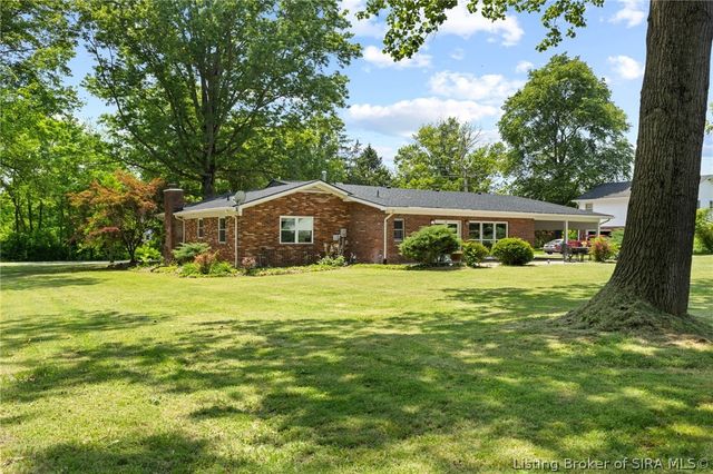 3406 Evergreen Circle, Jeffersonville, IN 47130