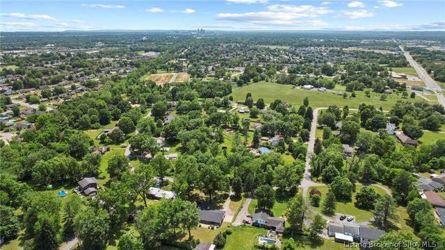 3406 Evergreen Circle, Jeffersonville, IN 47130