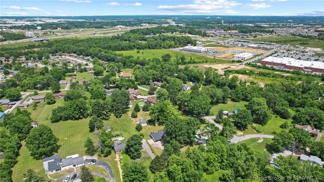 3406 Evergreen Circle, Jeffersonville, IN 47130